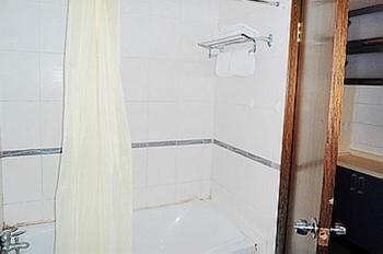 Fuzhou Vienna Apartment Hotel Exteriör bild